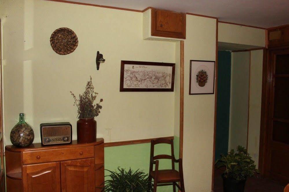 Hostal Aiguamog 萨拉尔杜 外观 照片