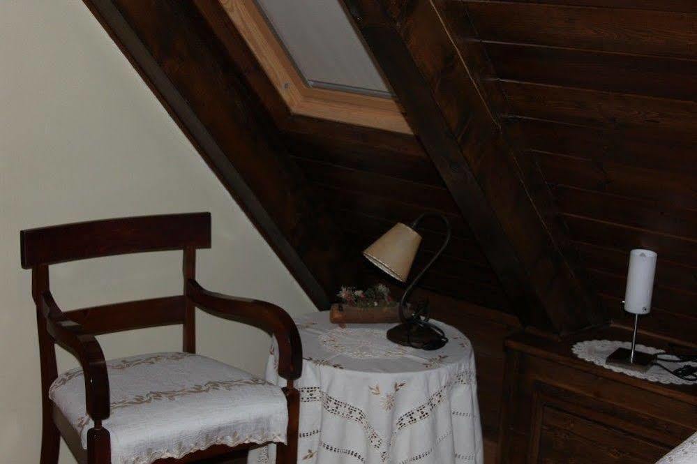 Hostal Aiguamog 萨拉尔杜 外观 照片