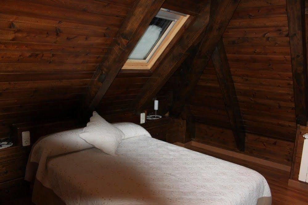 Hostal Aiguamog 萨拉尔杜 外观 照片